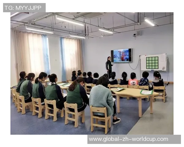 探索足球装备的魅力与麦兜的童趣结合带来的无限乐趣与创意