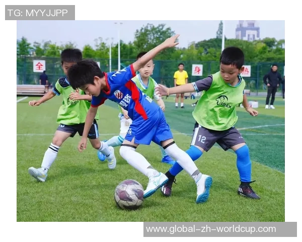 足球弥生的激情与梦想在绿茵场上绽放青春的光彩与希望 足球弥生的激情与梦想在绿茵场上绽放青春的光彩与希望